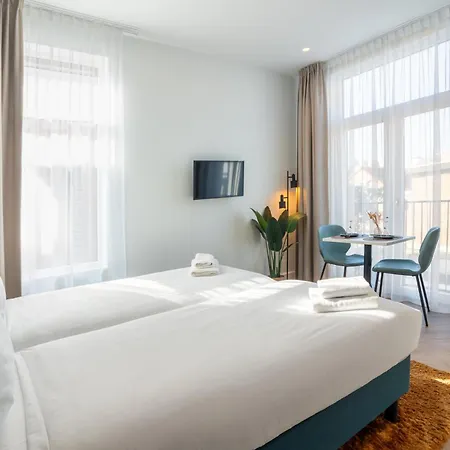 Hotel Boutique At Sea *