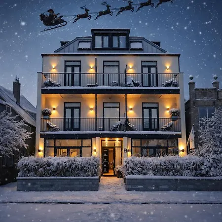 Boutique At Sea Hotel *