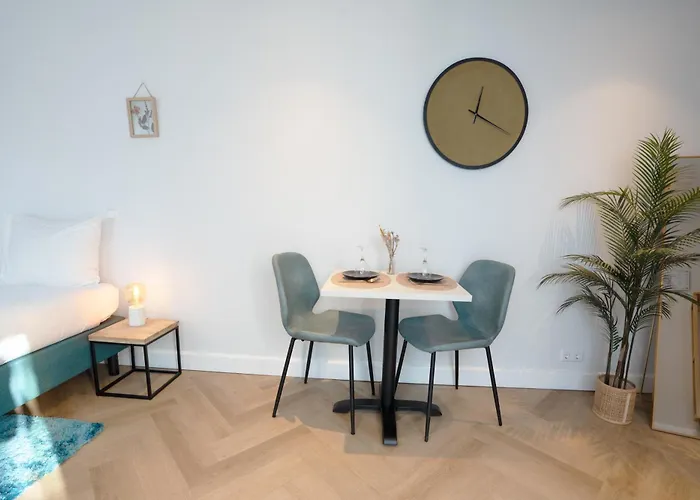 Ocean House Zandvoort * 赞德沃特