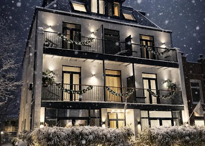 Ocean House Zandvoort 赞德沃特