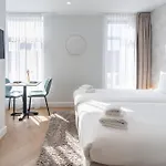 Ocean House Hotel *