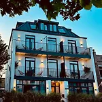 Ocean House *