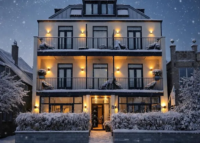 Ocean House Zandvoort Szálloda *